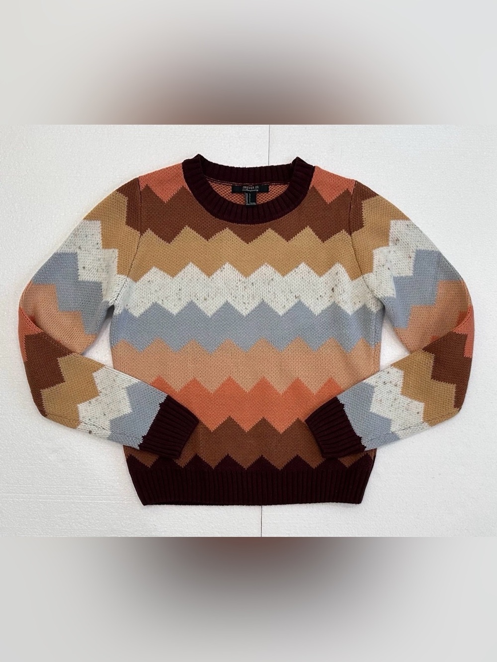 Forever 21 Sweater Large Multicolor Zigzag